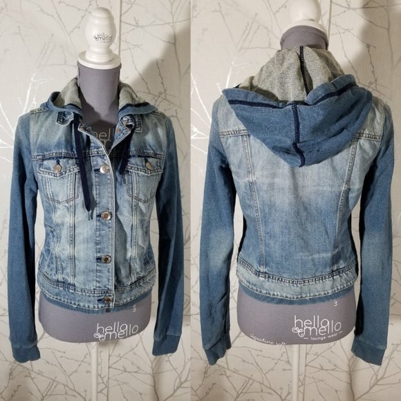 American Eagle Button Front Denim Vest Hoodie - Picture 2 of 5